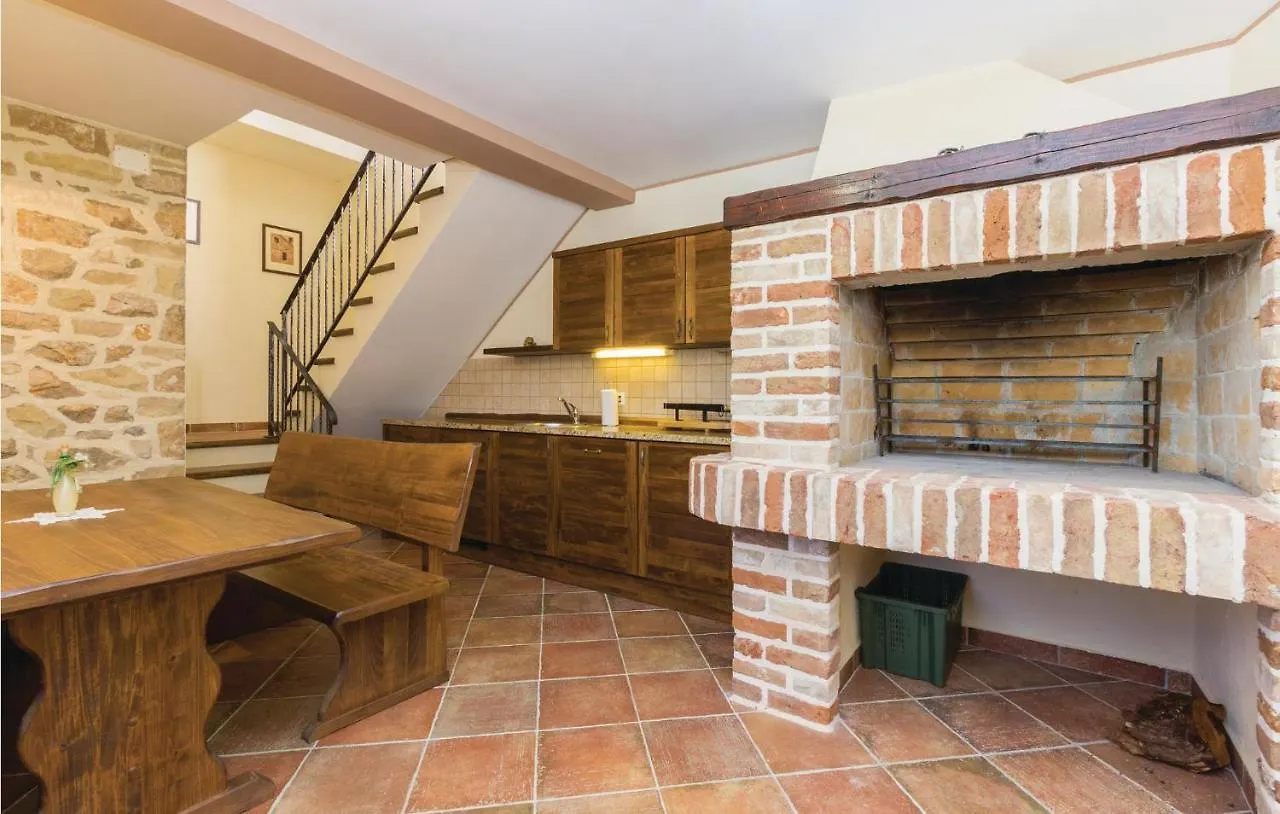 Stunning Home In Zman With Kitchen Holiday home