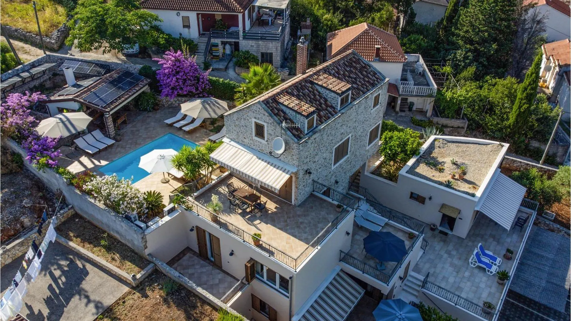 kontakty Stunning Home In Zman With Kitchen